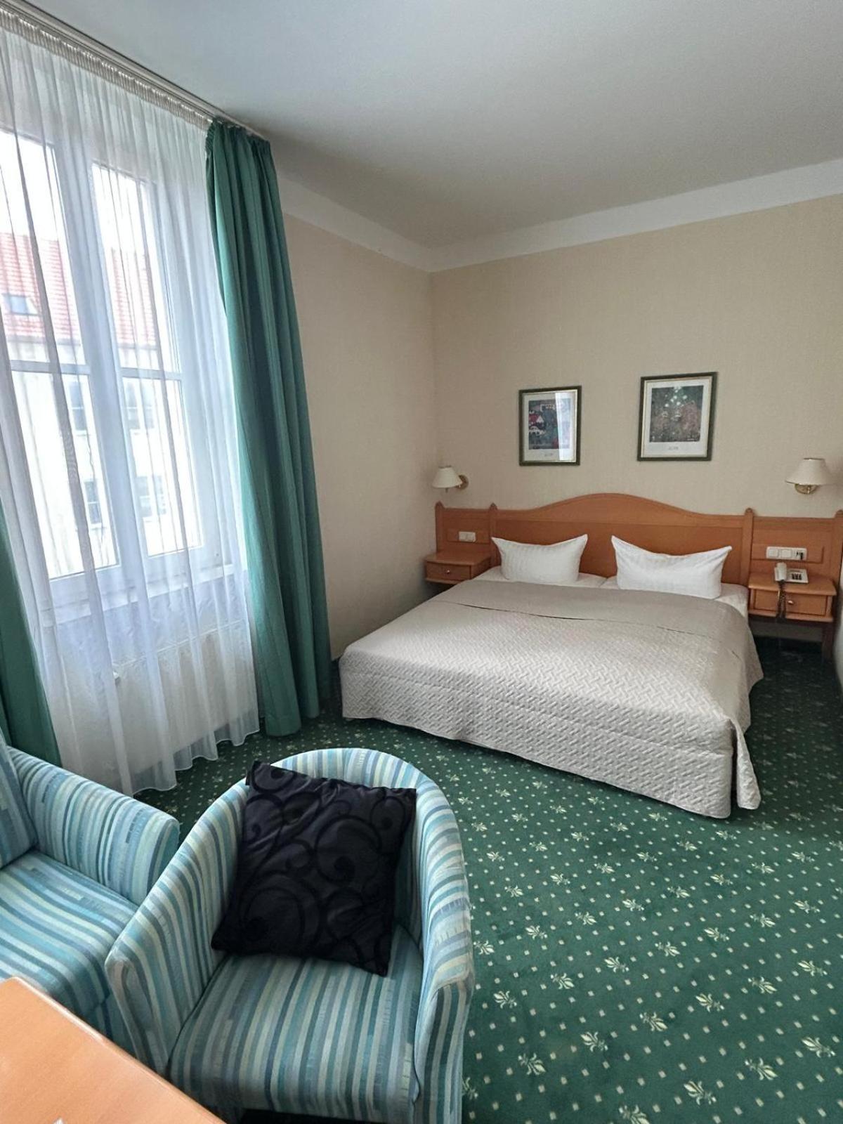 Hotel Uckermark เพรนซ์เลา ภายนอก รูปภาพ