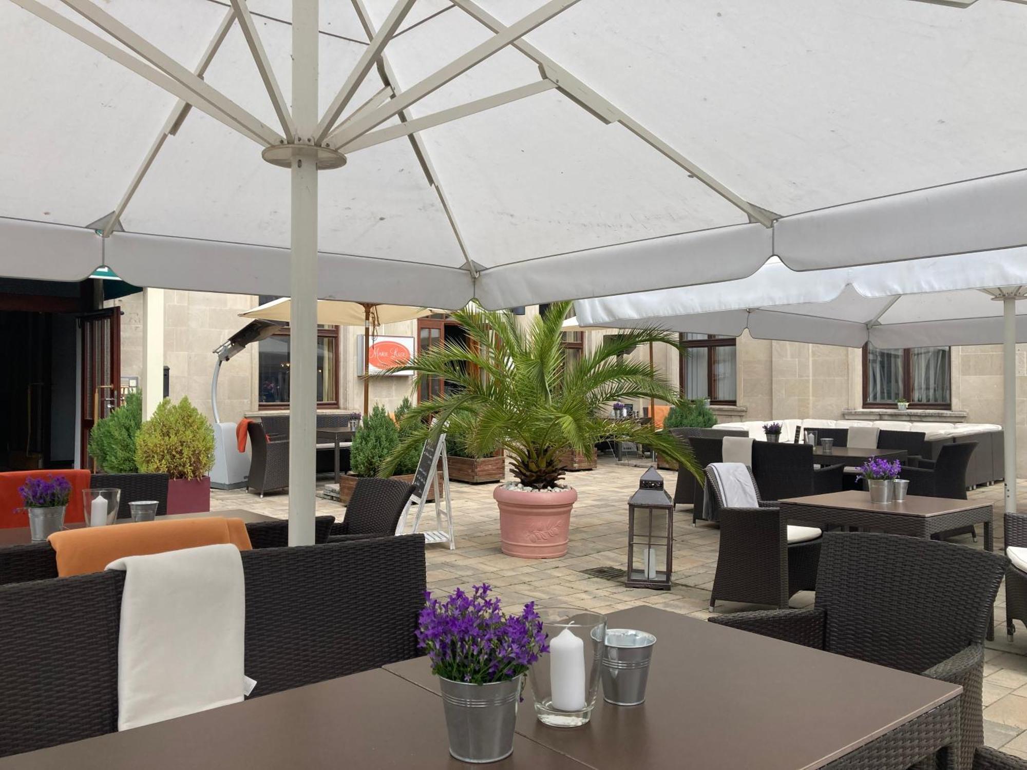 Hotel Uckermark เพรนซ์เลา ภายนอก รูปภาพ
